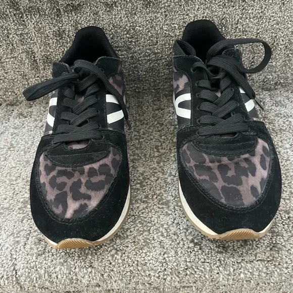 Super cute Tretorn sneakers - Picture 3 of 9